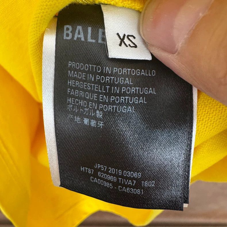 Balenciaga Balenciaga X-RATED Yellow Short Sleeve T-Shirt Size US XS / EU 42 / 0 - 4 Thumbnail