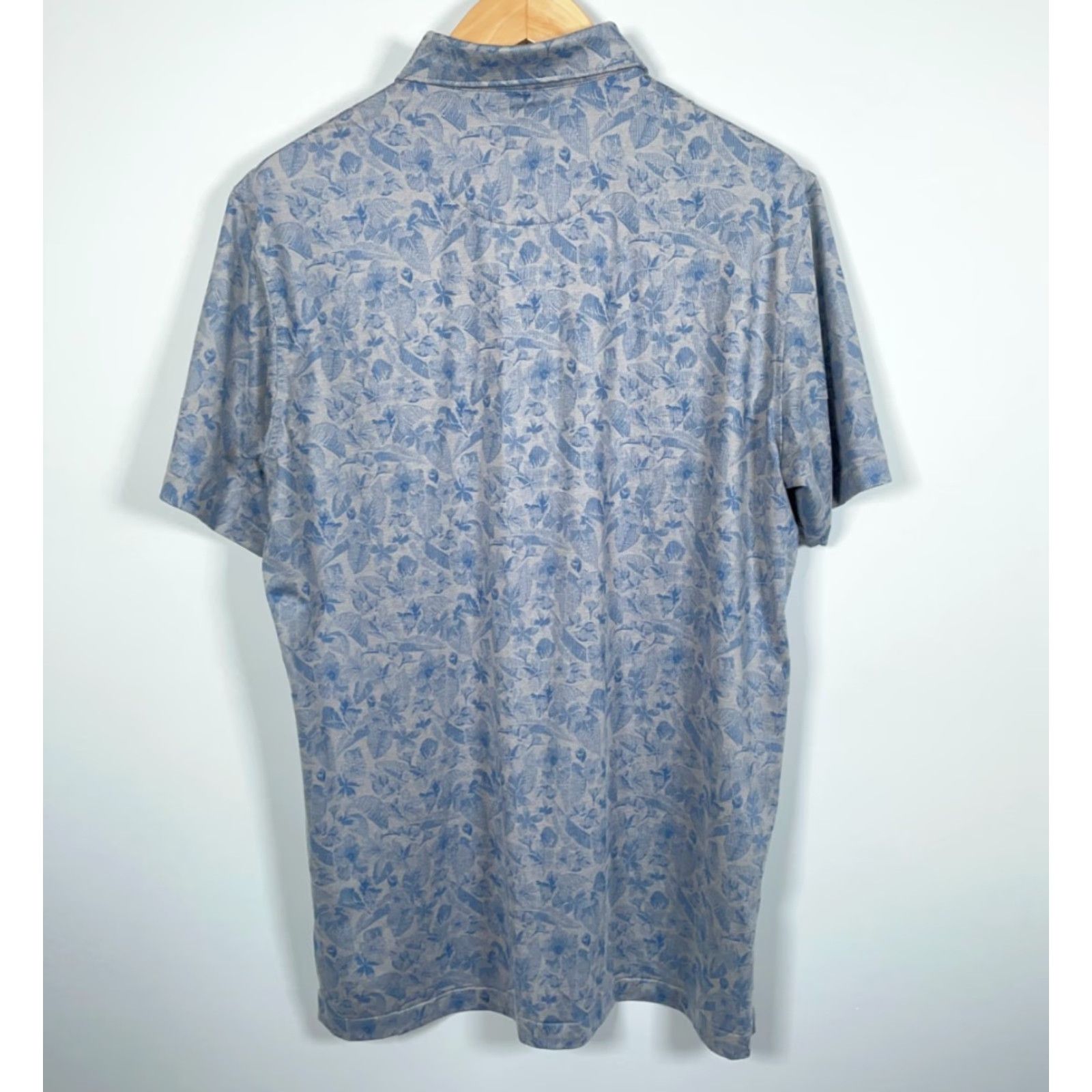 Peter Millar Peter Millar Summer Comfort Polo Shirt Men's Large Gray Blue Floral Pattern Size US L / EU 52-54 / 3 - 2 Thumbnail