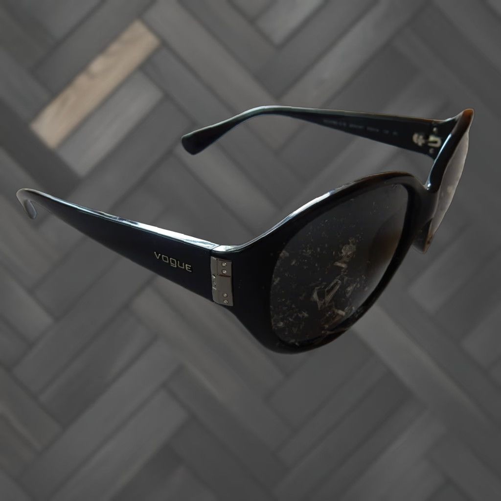VINTAGE Vogue Sunglasses Frames Women Black 60mm 135mm 2760-S-B