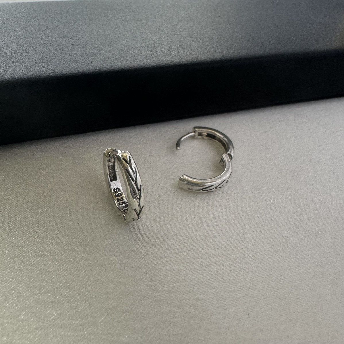 Other Small Hoop Earrings for Men Women Hip Hop Unisex Style Size ONE SIZE - 4 Thumbnail