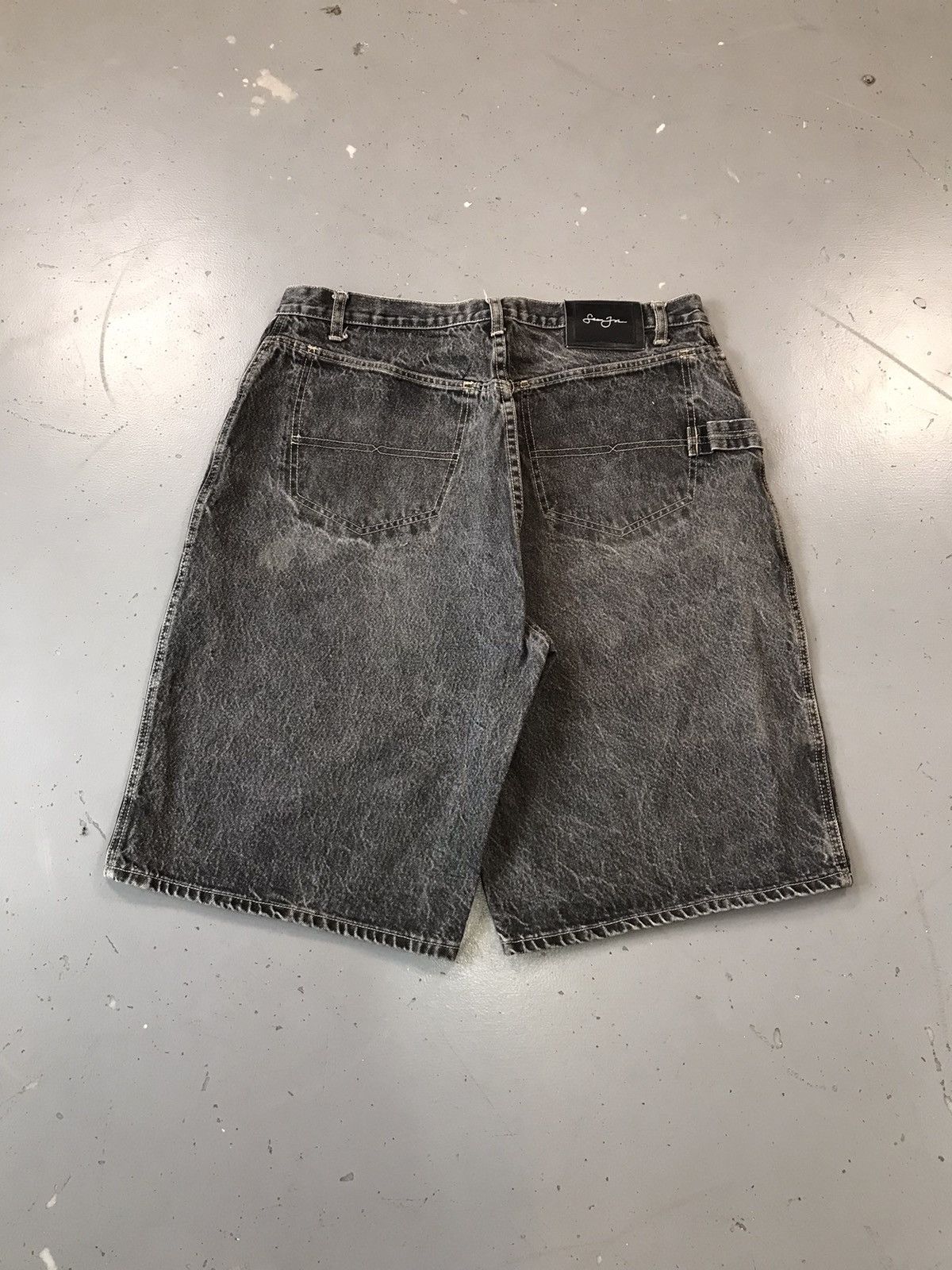 Sean John Vintage faded Sean John skater denim jort Size US 36 / EU 52 - 2 Thumbnail