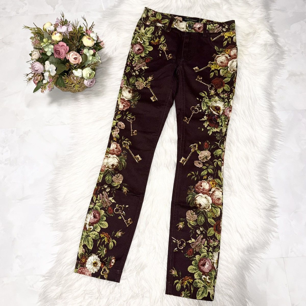 Dolce & Gabbana Authentic Dolce & Gabbana Floral & Key Design Denim Jeans 36 Size 25" / US 0 / IT 36 - 12 Thumbnail