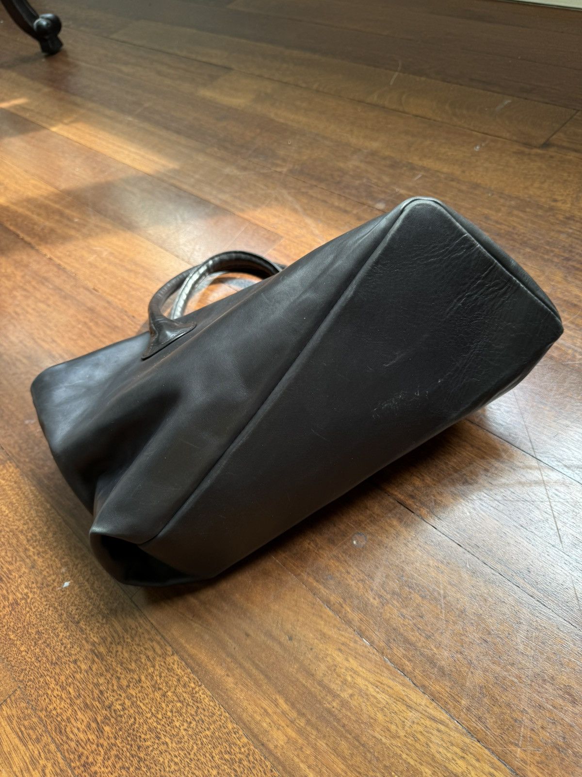 Japanese Brand HIROKO HAYASHI ASYMMETRICAL DEFORMED LEATHER BAG Size ONE SIZE - 6 Thumbnail