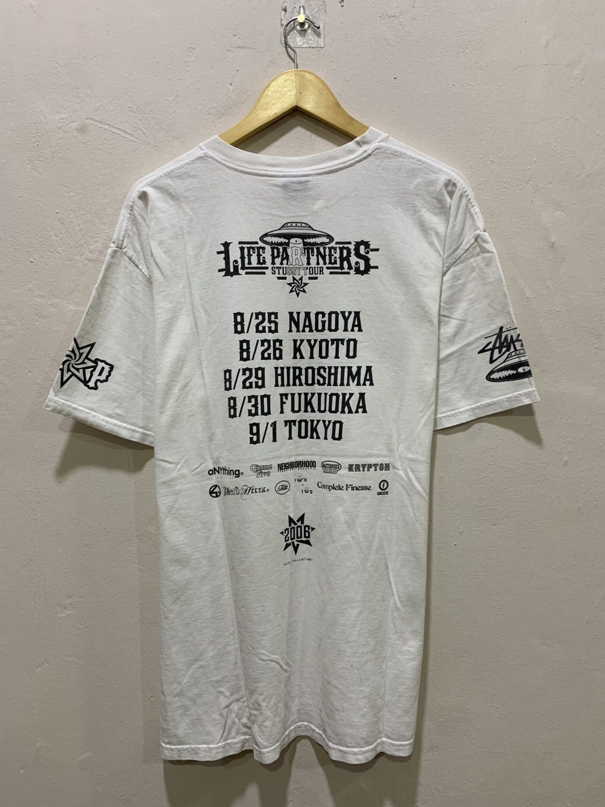 Neighborhood × Stussy Stussy X Neighborhood Life Partner Tour Tee White -L Size US L / EU 52-54 / 3 - 3 Thumbnail