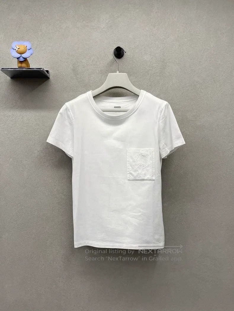 Hermes Hermes Short Sleeve, White Size XS / US 0-2 / IT 36-38 - 1 Thumbnail