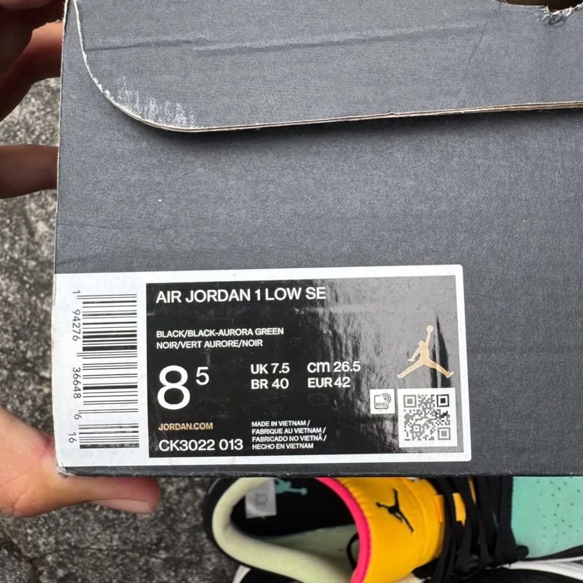 Nike Nike Air Jordan 1 Low SE Size US 8.5 / EU 41-42 - 8 Thumbnail