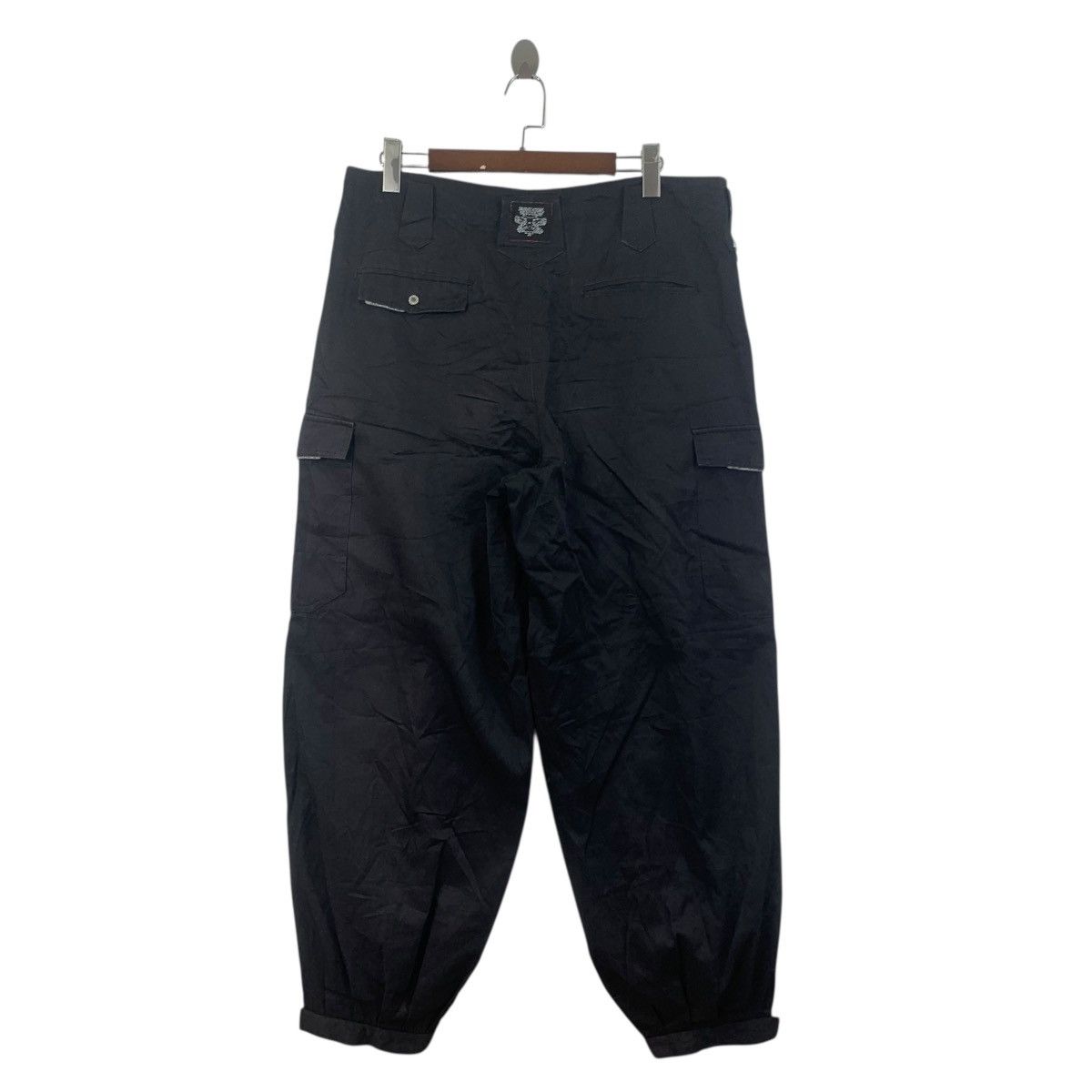 Vintage BLACK WOLF Baggy Cropped Short Pants
