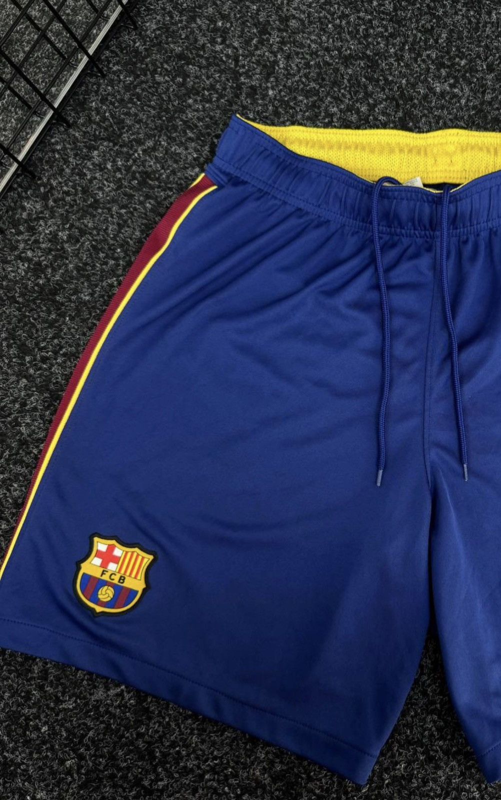 Nike Nike Barcelona jersey shorts football blokecore Size US 36 / EU 52 - 5 Thumbnail