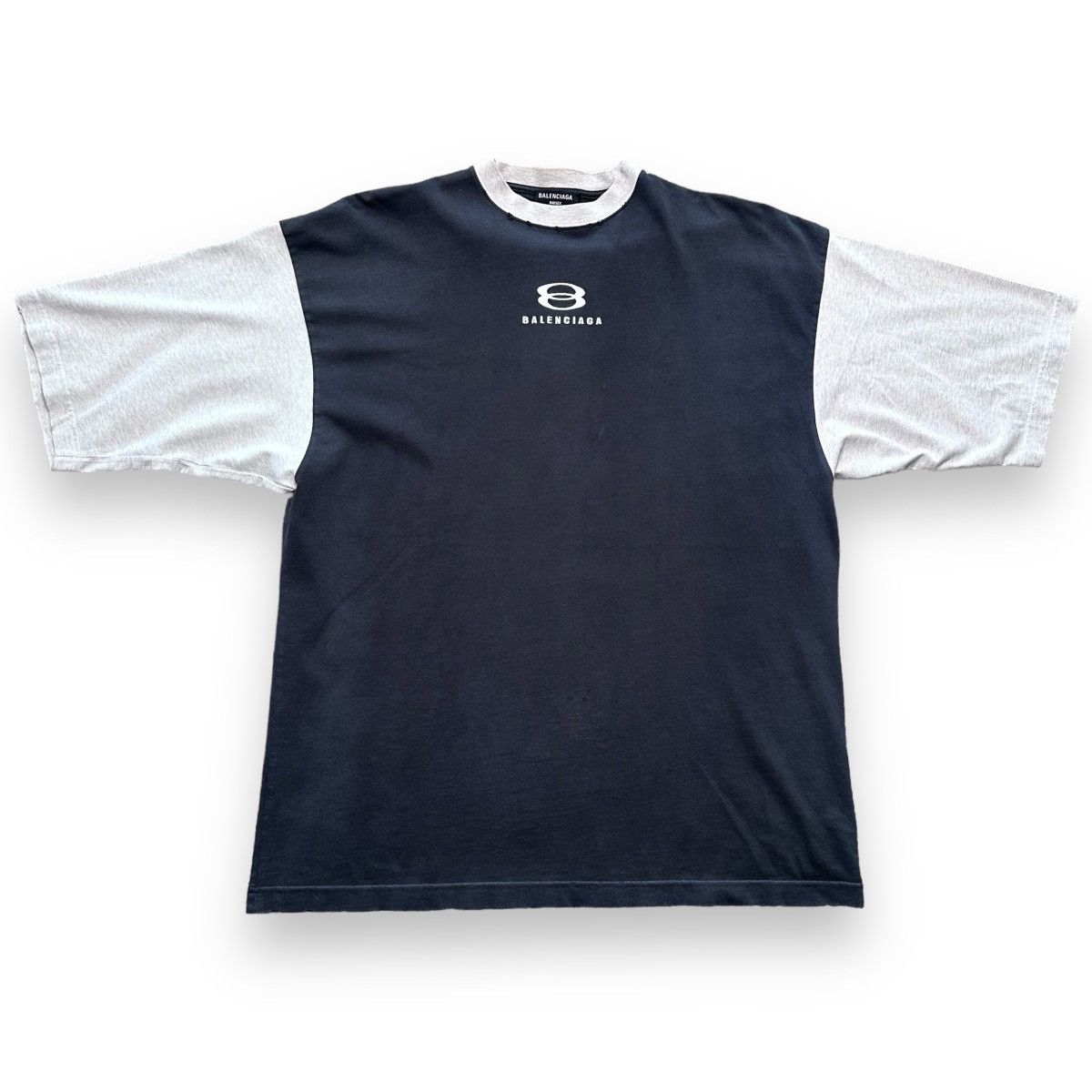Balenciaga Balenciaga Oakley Logo Oversized Tee (retail $650