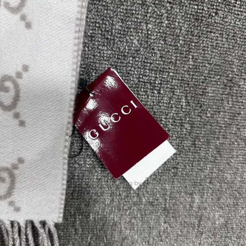 Gucci Gucci Old flower full print pure cashmere scarf Size ONE SIZE - 5 Thumbnail