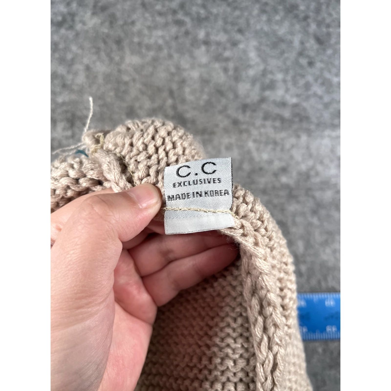 Vintage C.C Womens Beanie Hat One Size Beige Knit Acrylic Stretch Casual Winter Warm Size ONE SIZE - 6 Thumbnail