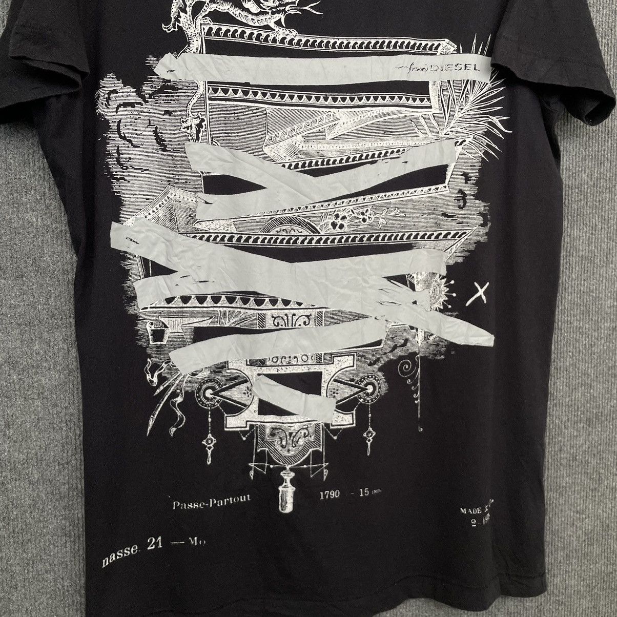 Diesel × Vintage Vintage Diesel Rare Graphic T Shirt Size US L / EU 52-54 / 3 - 2 Thumbnail