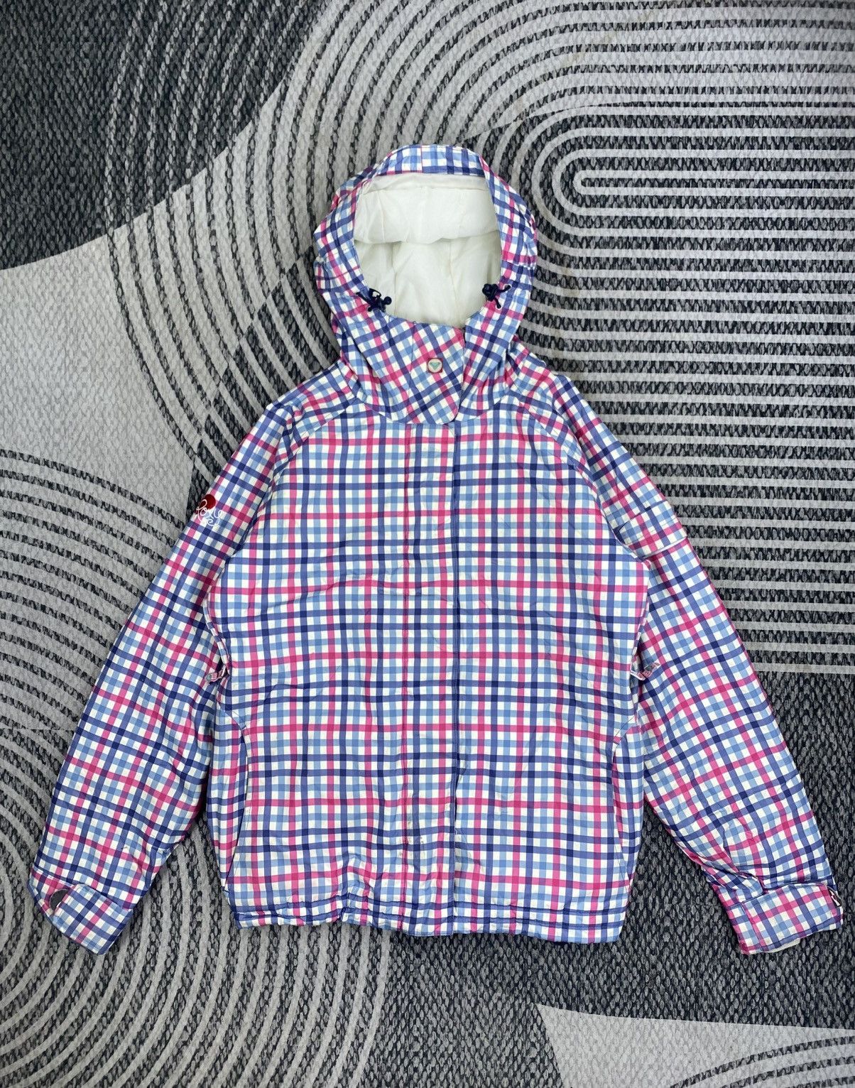 Japanese Brand Vintage Roxy Winter Sport Hooded Zipper Jacket Size US M / EU 48-50 / 2 - 1 Thumbnail