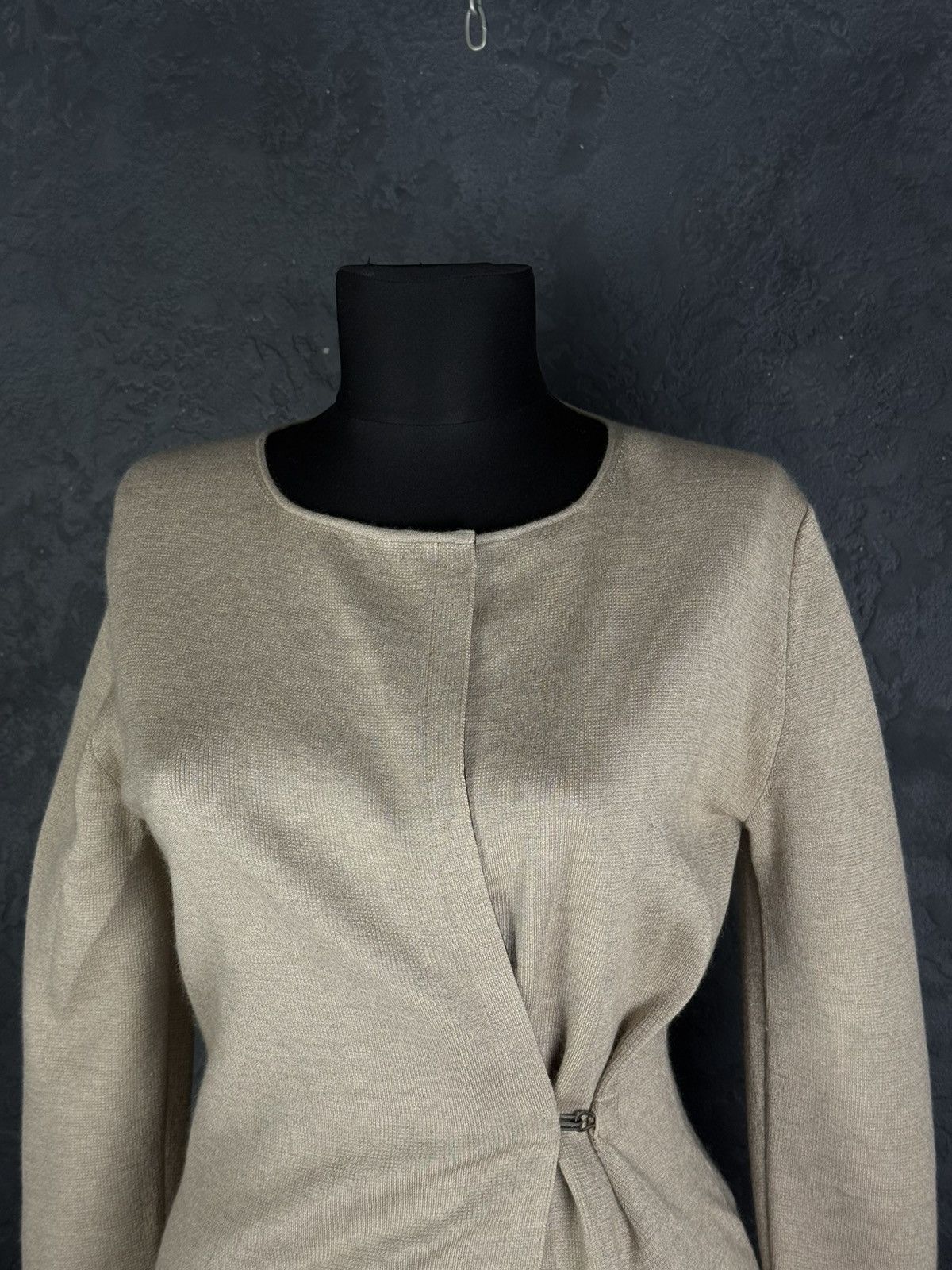 Tom Ford Tom Ford Women’s Cashmere Sweater Cardigan Size S Size S / US 4 / IT 40 - 5 Thumbnail