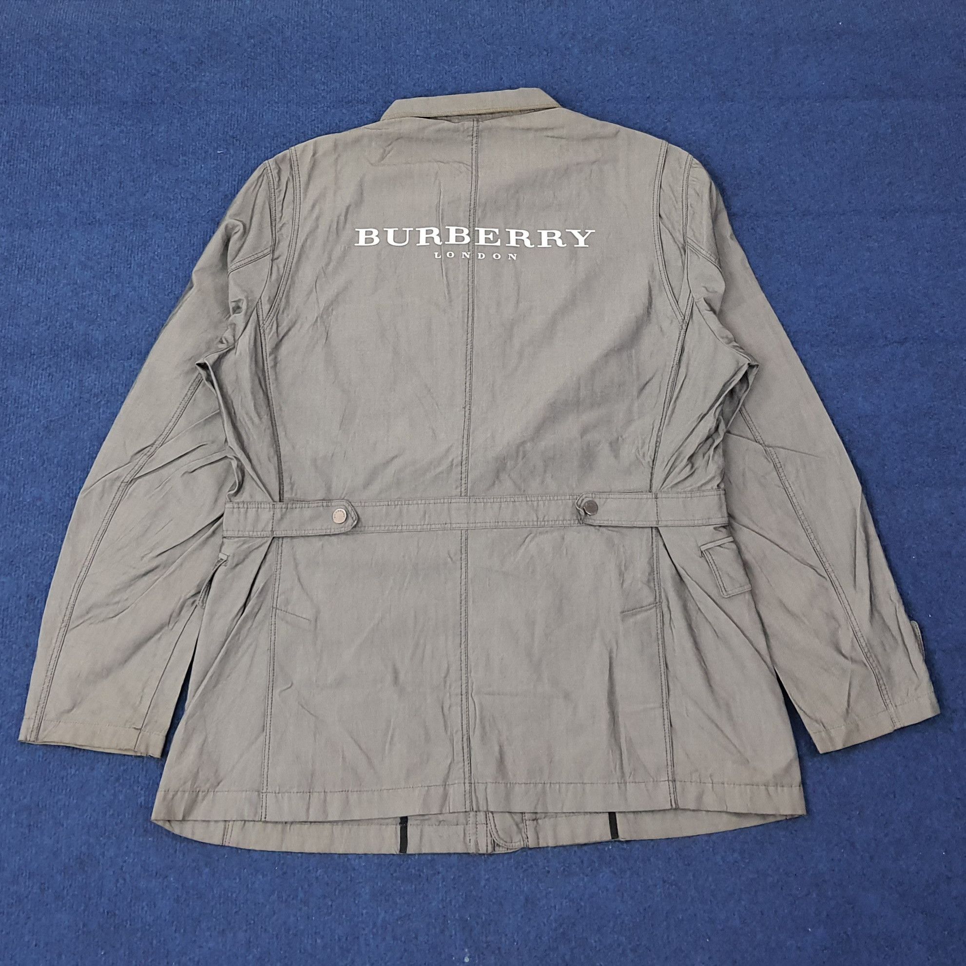 Burberry Vintage Burberry Nova Check Short Trench Coat C224N9 Size US M / EU 48-50 / 2 - 1 Thumbnail