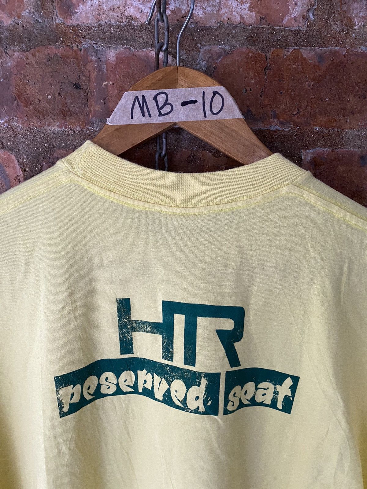 Fruit Of The Loom 1990s Slogan Hide the Rush Girl tee Anvil Size US XL / EU 56 / 4 - 6 Thumbnail