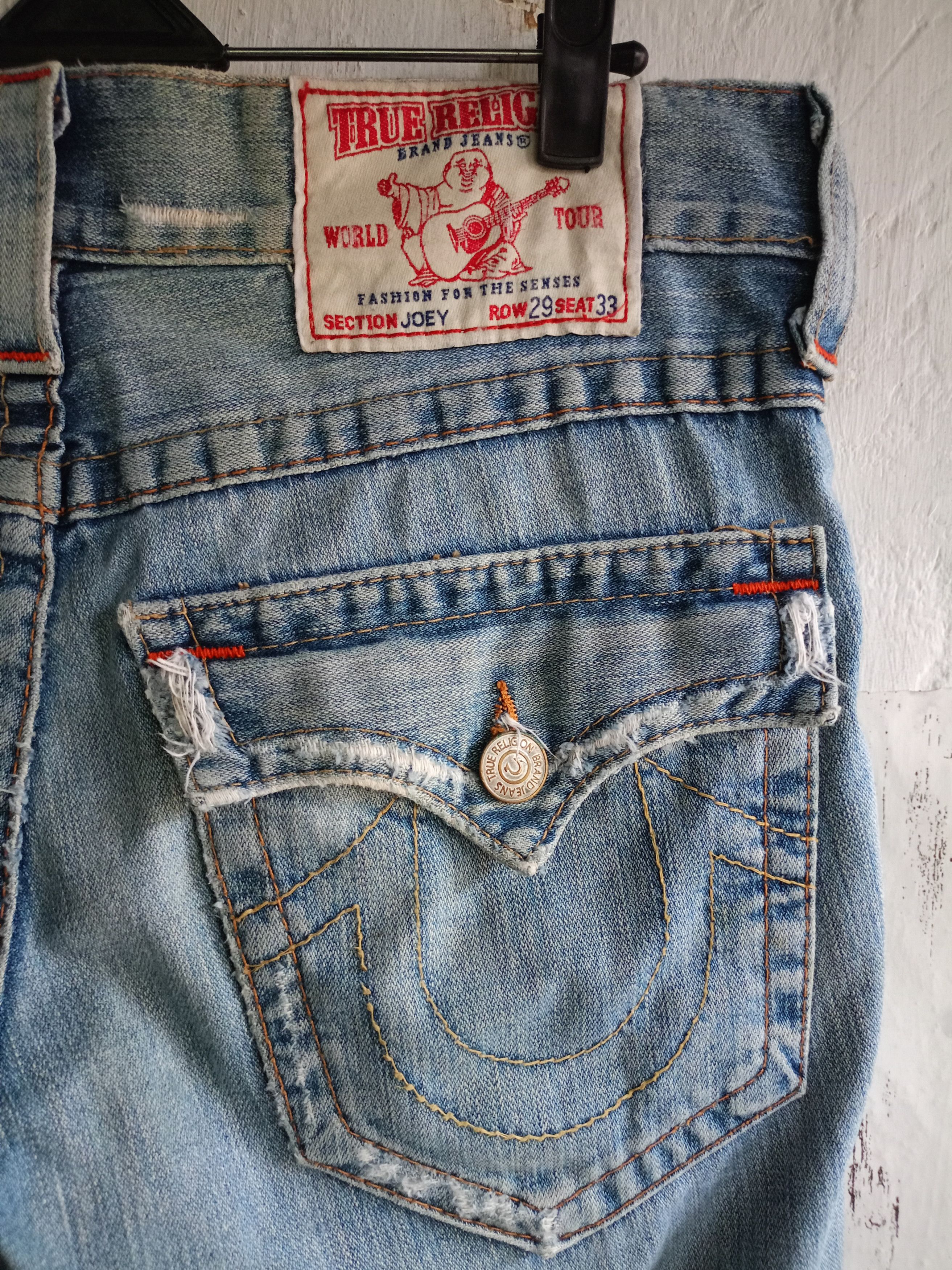 True Religion TRUE RELIGION DISTRESSED DENIM SHORTS PANTS Size US 33 - 6 Thumbnail