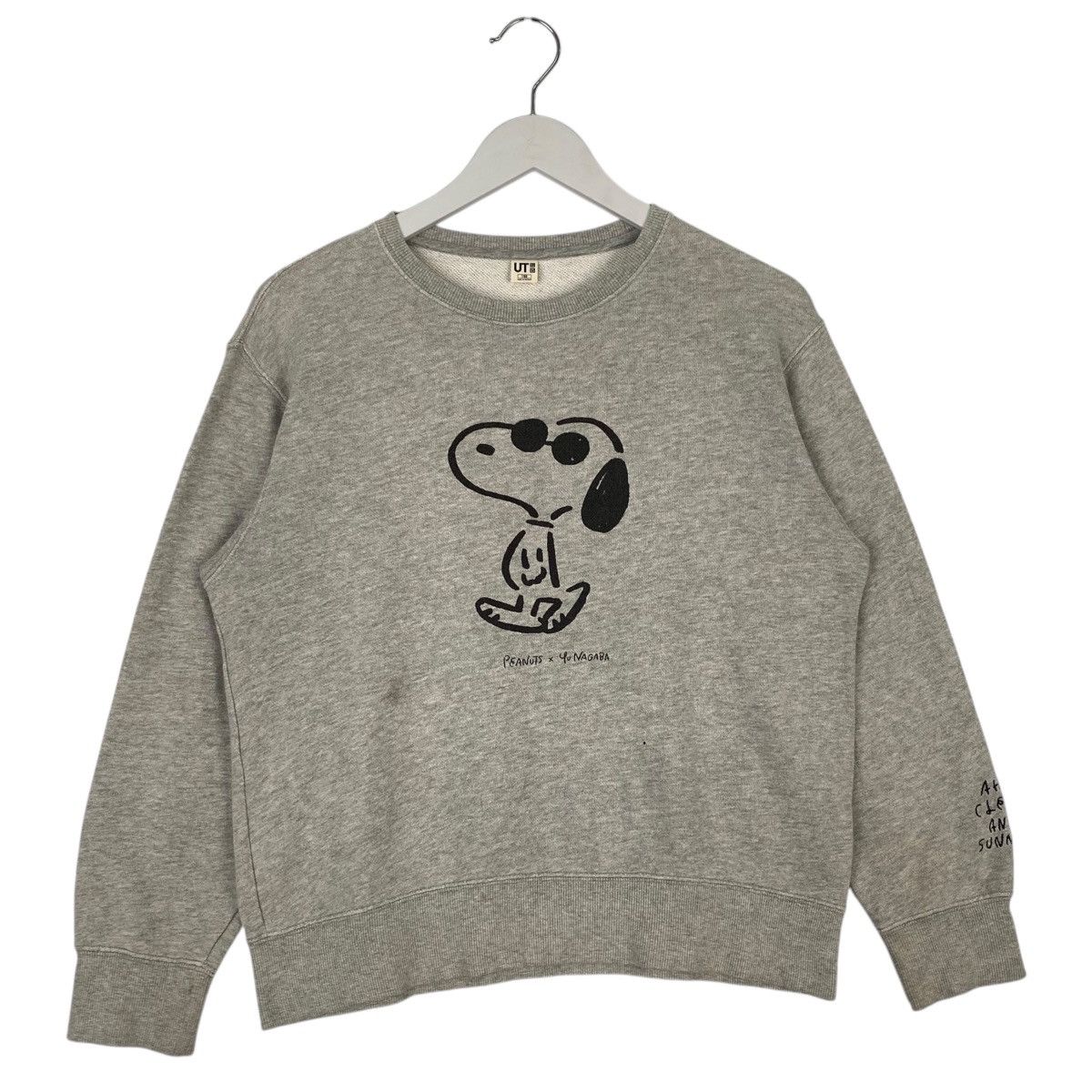 Snoop Dogg × Uniqlo Vintage Peanuts Snoopy Uniqlo Crewneck Sweatshirt Gray Size S / US 4 / IT 40 - 1 Thumbnail