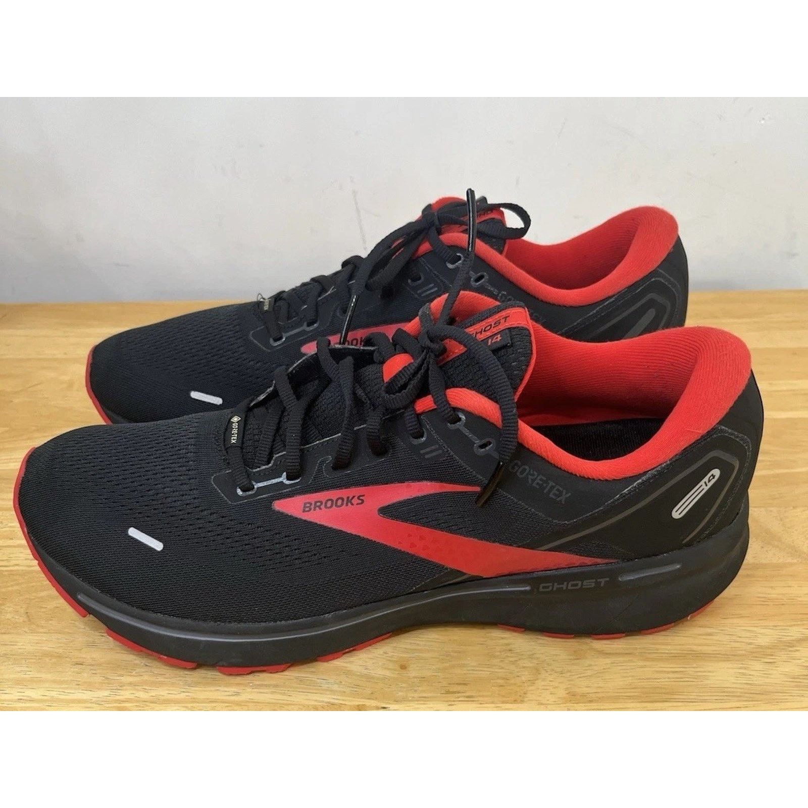 Brooks Brooks Ghost 14 GTX (Black High Risk Red) Size 15 Goretex Size US 15 / EU 48 - 2 Thumbnail