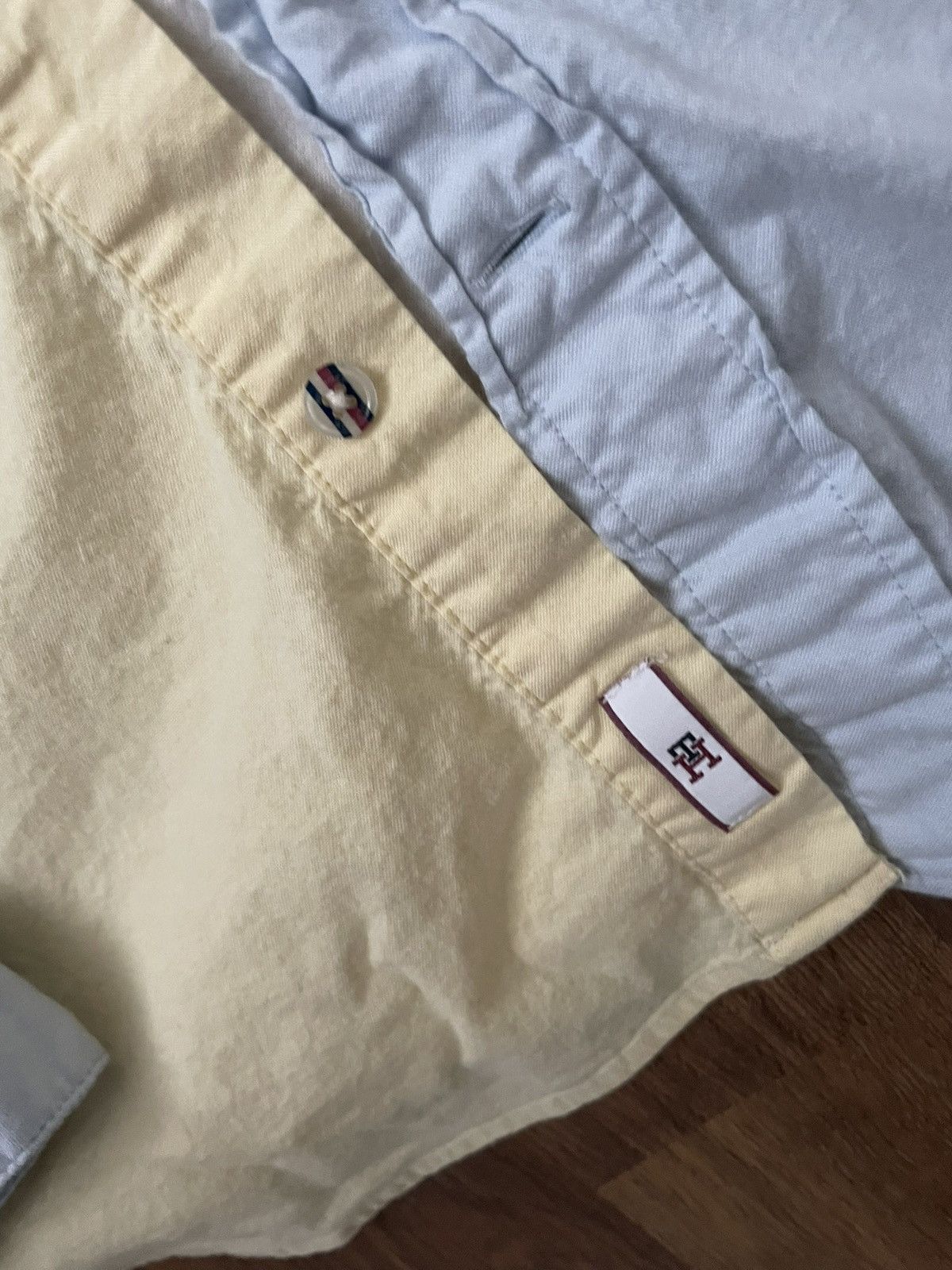 Tommy Hilfiger Y2K Tommy Button Up Size US M / EU 48-50 / 2 - 5 Thumbnail
