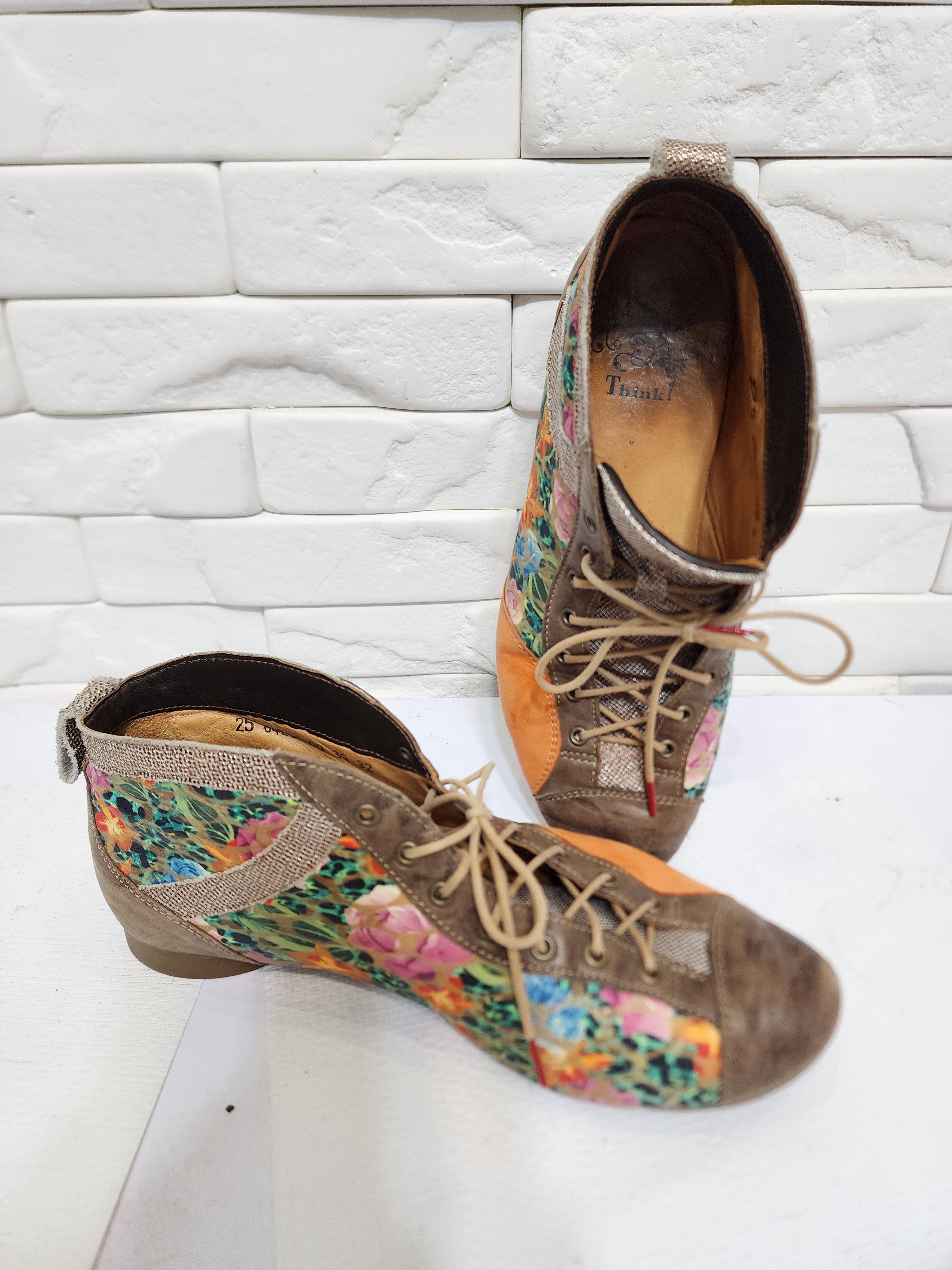 Other Brown Leather Boots: Women's Style Shoes, Size US 9 / IT 39 - 6 Thumbnail