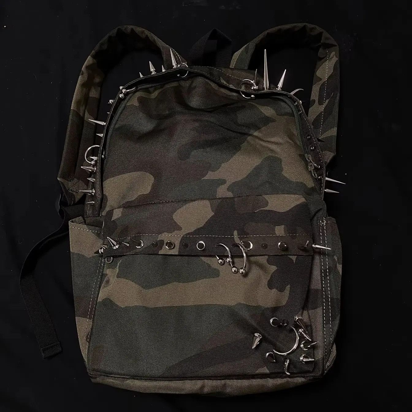 Other Punk Gothic Army Streetwear Rivets Camouflage Backpack Size ONE SIZE - 2 Thumbnail
