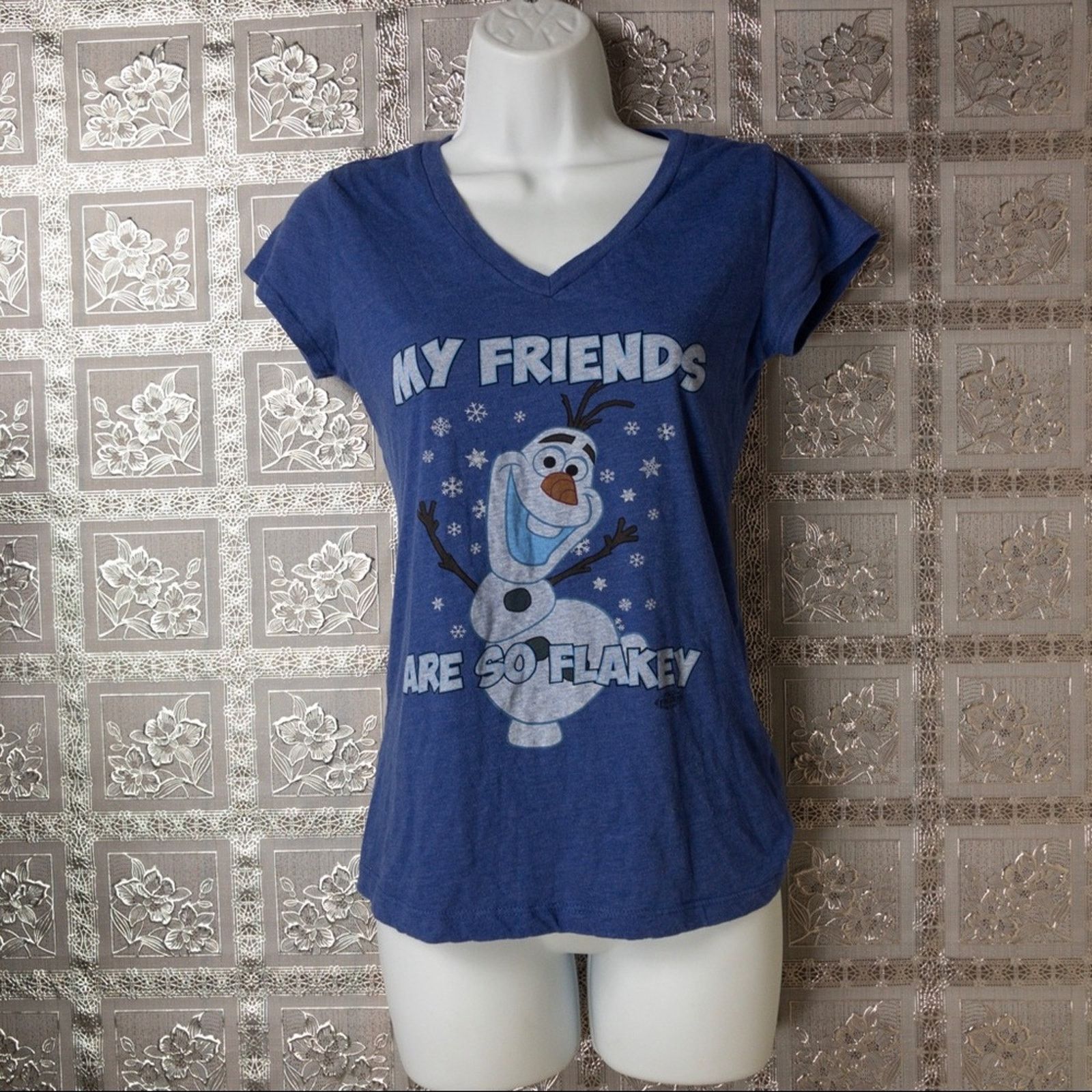 Disney Disney Frozen Juniors My Friends Are So Flakey Top Size S / US 4 / IT 40 - 2 Thumbnail