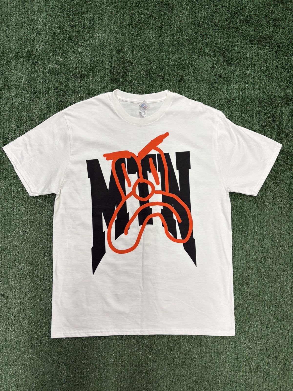 Other Slawn MTHERLAN Graphic Tee Russell Athletic White Size L NWT Size US L / EU 52-54 / 3 - 1 Thumbnail