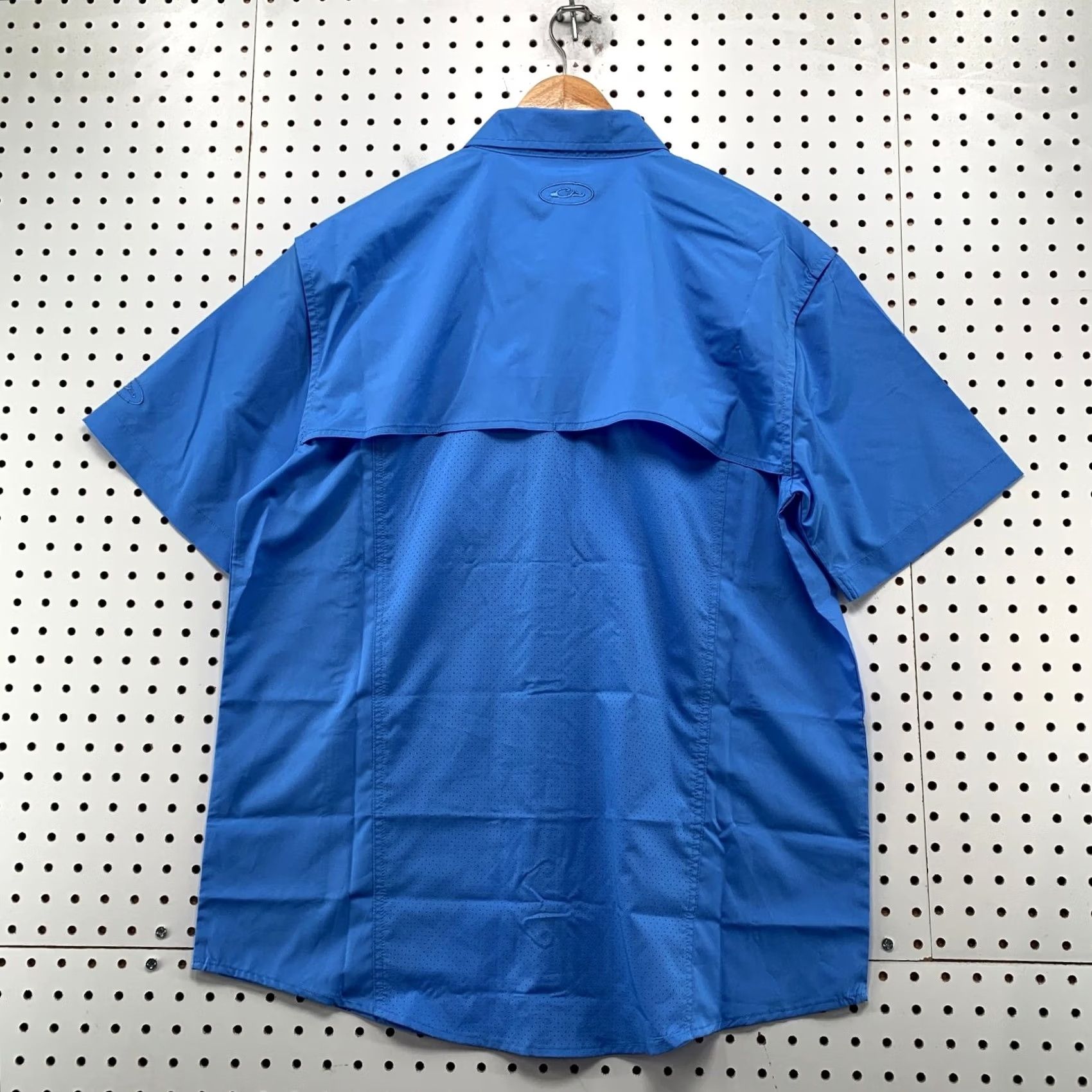 Vintage Drake Waterfowl Systems Shirt Mens M Blue Outdoor Button-Up Collar-Down Short Sleeve NWT Size US M / EU 48-50 / 2 - 2 Thumbnail