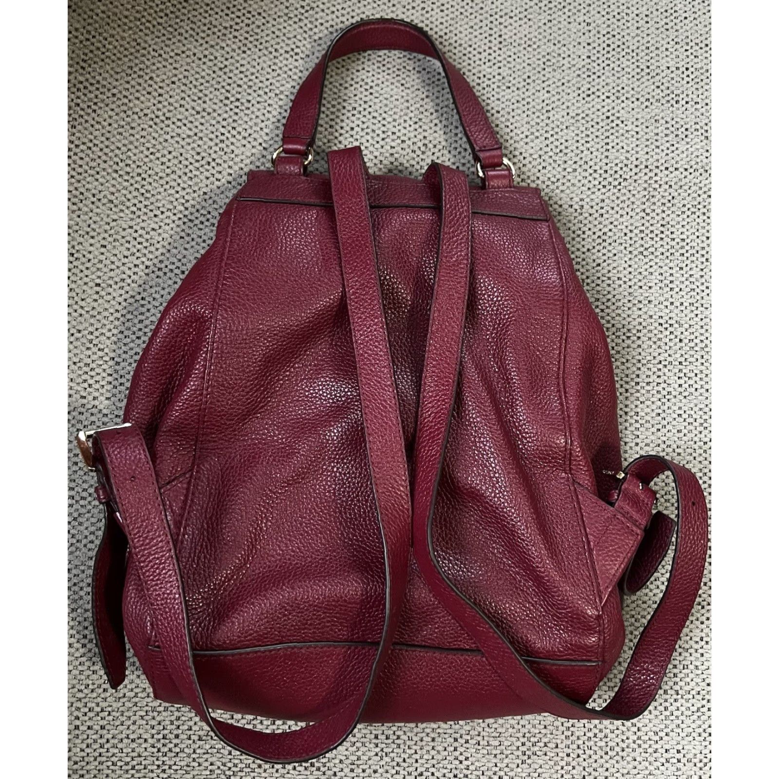 Vintage Michael Kors Mulberry Pebbled Leather Crystal Studded Drawstring Backpack EUC Women Bag Medium Burgundy Leather Size ONE SIZE - 3 Thumbnail
