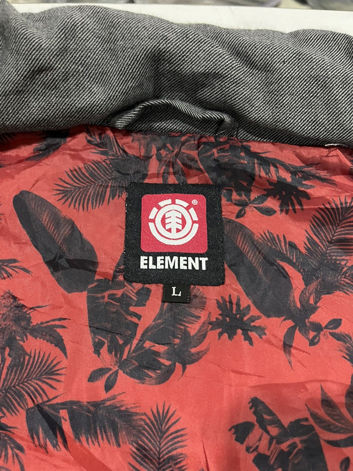 Vintage ELEMENT PUFFER DOWN VEST Size US L / EU 52-54 / 3 - 9 Thumbnail