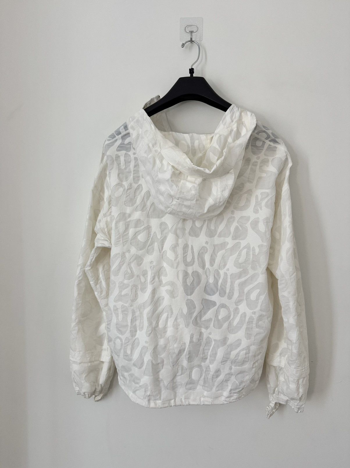 Louis Vuitton Louis Vuitton White Spellout Windbreaker Jacket – Size L Size US L / EU 52-54 / 3 - 2 Thumbnail