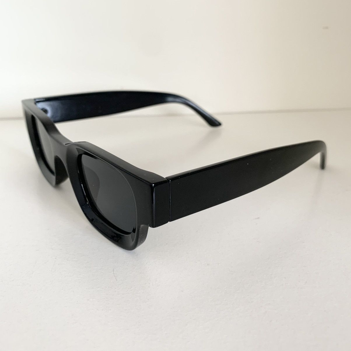 Other Retro future thick frame square sunglasses Size ONE SIZE - 16 Thumbnail
