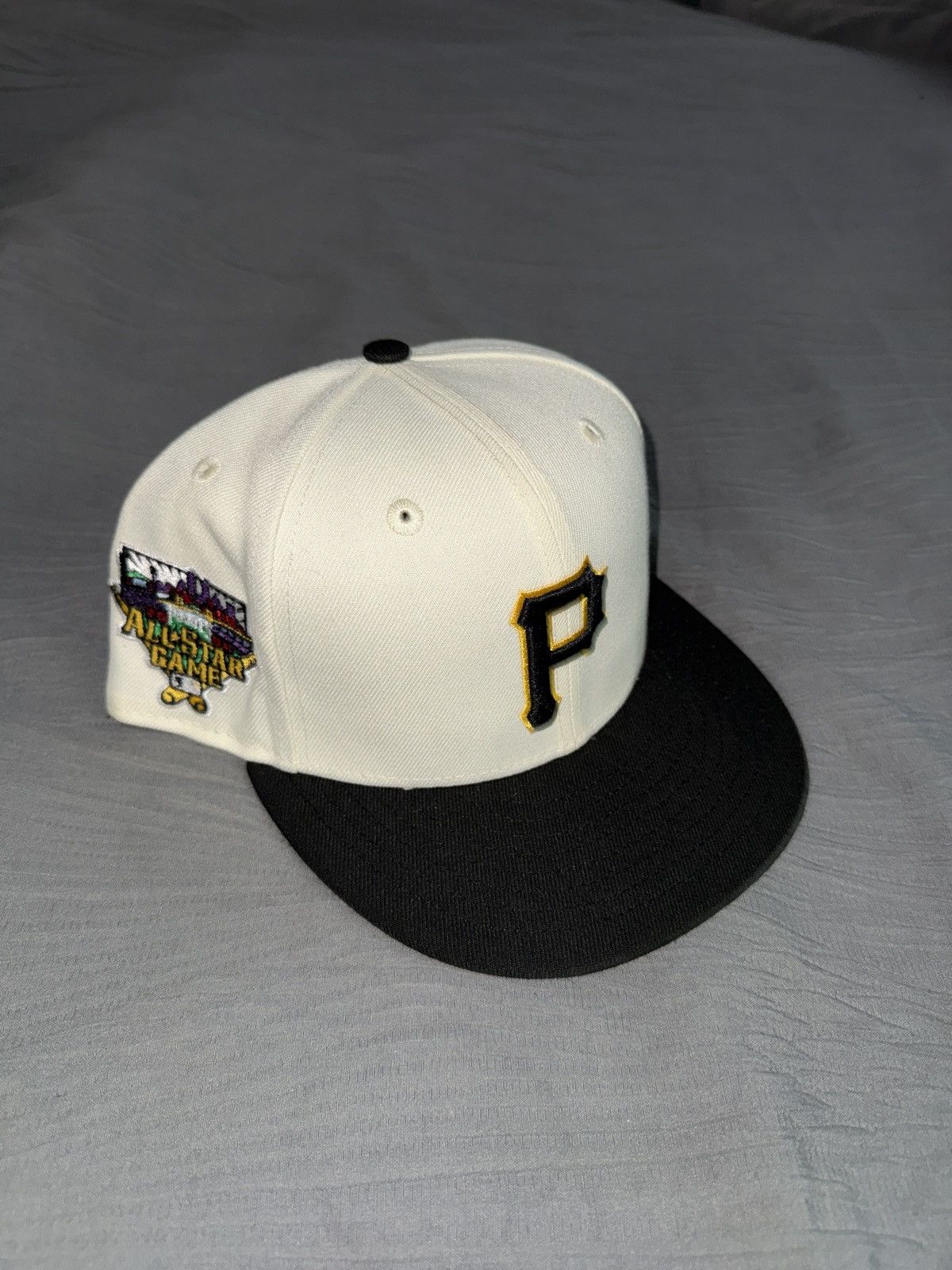 New Era Pittsburgh Pirates fitted hat 7 3/8 Size ONE SIZE - 1 Thumbnail