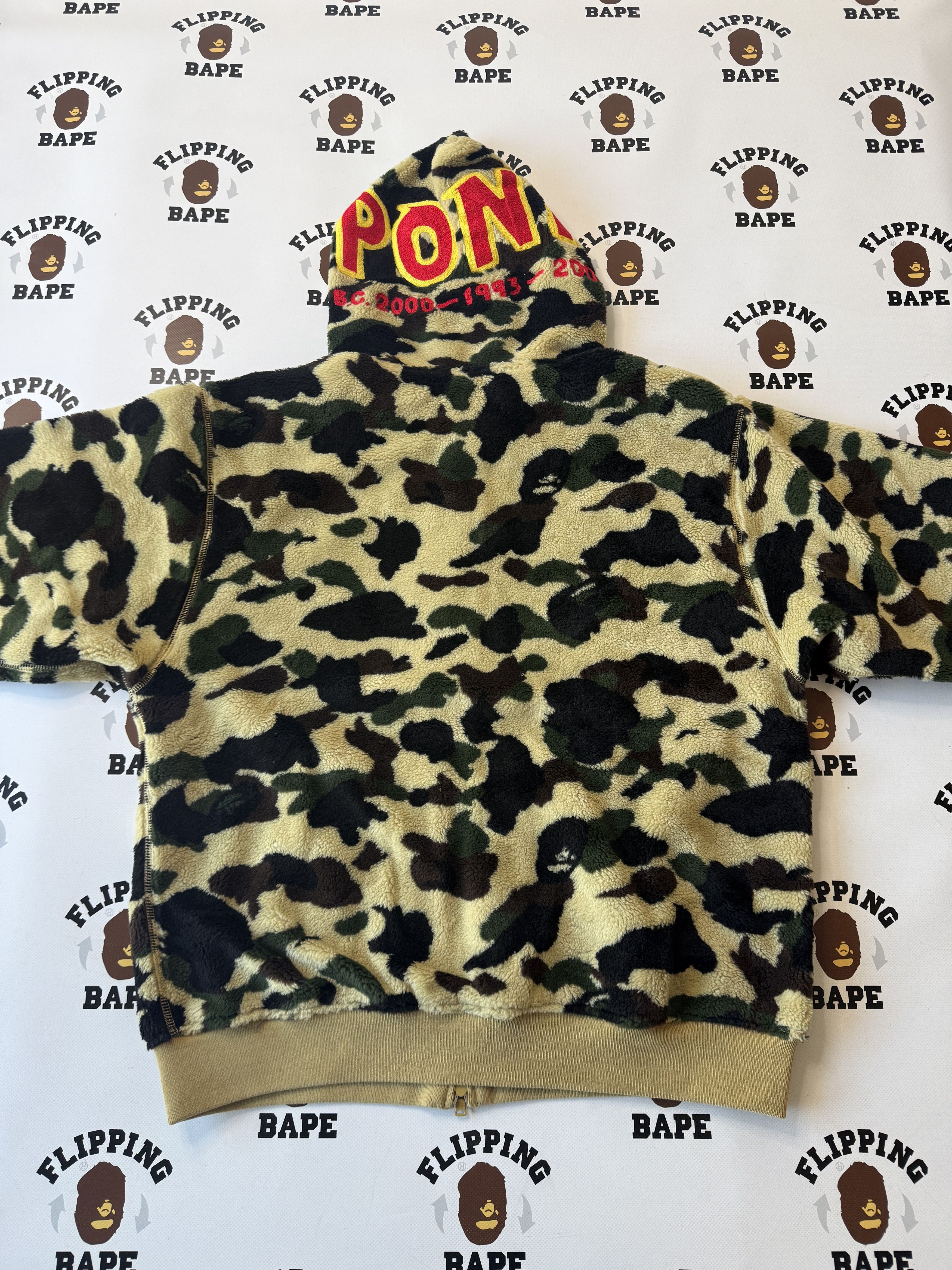 Bape × October's Very Own BAPE 1ST CAMO 2ND SHARK BOA HOODIE JACKET Size US L / EU 52-54 / 3 - 8 Thumbnail