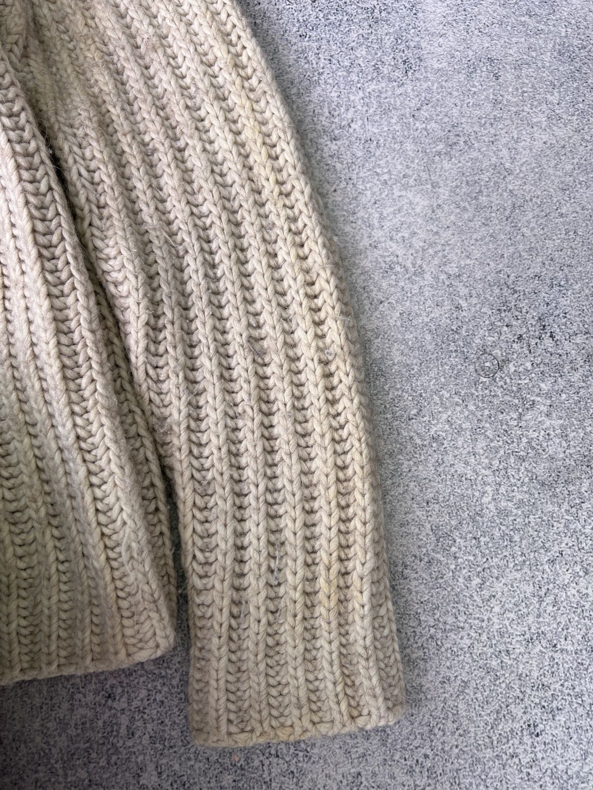 Bally × Vintage Vintage Bally Wool Beige Sweater Size US S / EU 44-46 / 1 - 15 Thumbnail