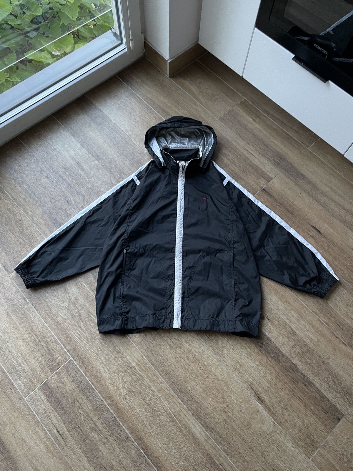 Nike Nike Vintage Nylon Track Jacket Drill Woven Japanese Swoosh Size US XL / EU 56 / 4 - 1 Thumbnail