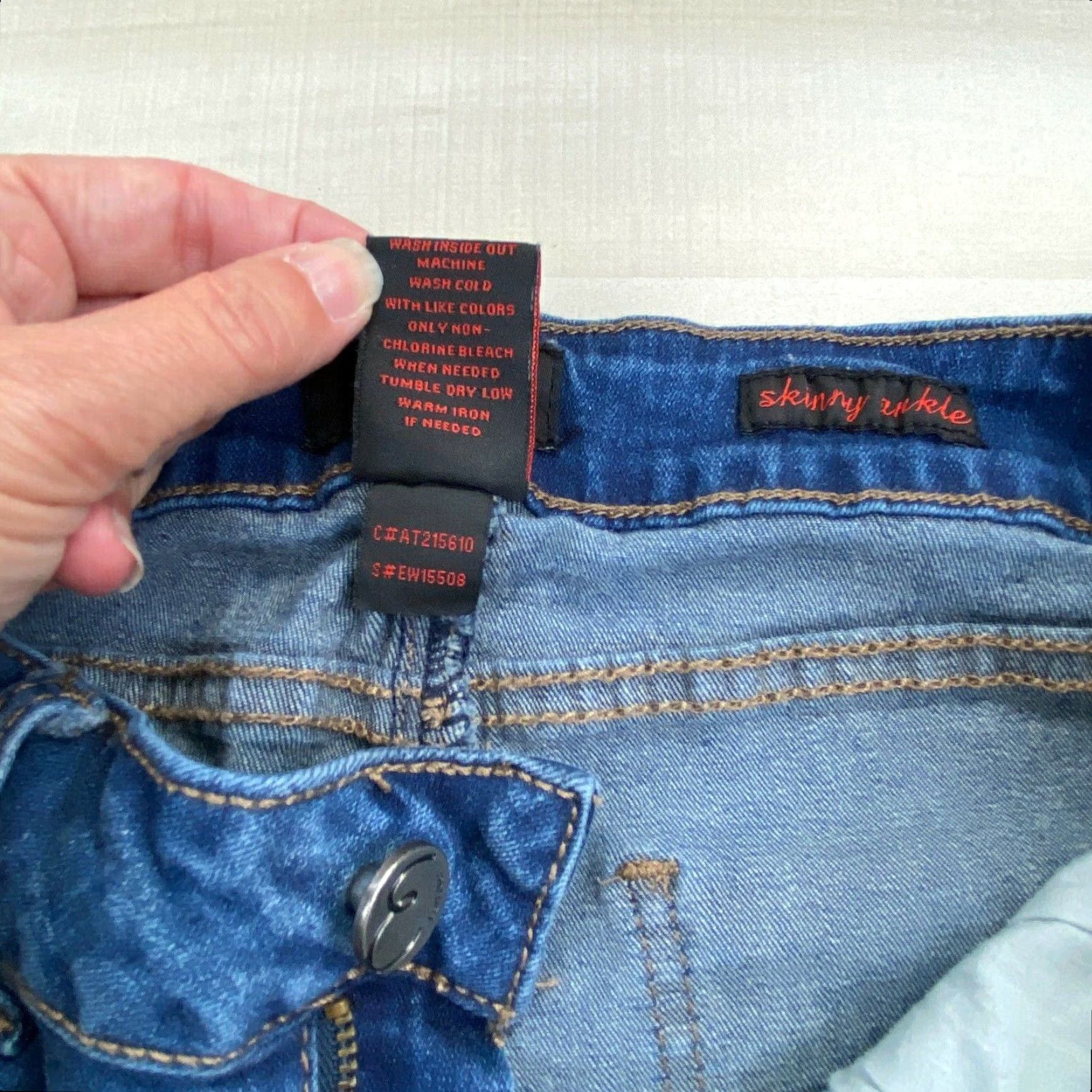 Vintage Earl Jean Womens Skinny Jeans Medium Wash Cropped Distressed Denim Size 28" / US 6 / IT 42 - 5 Thumbnail