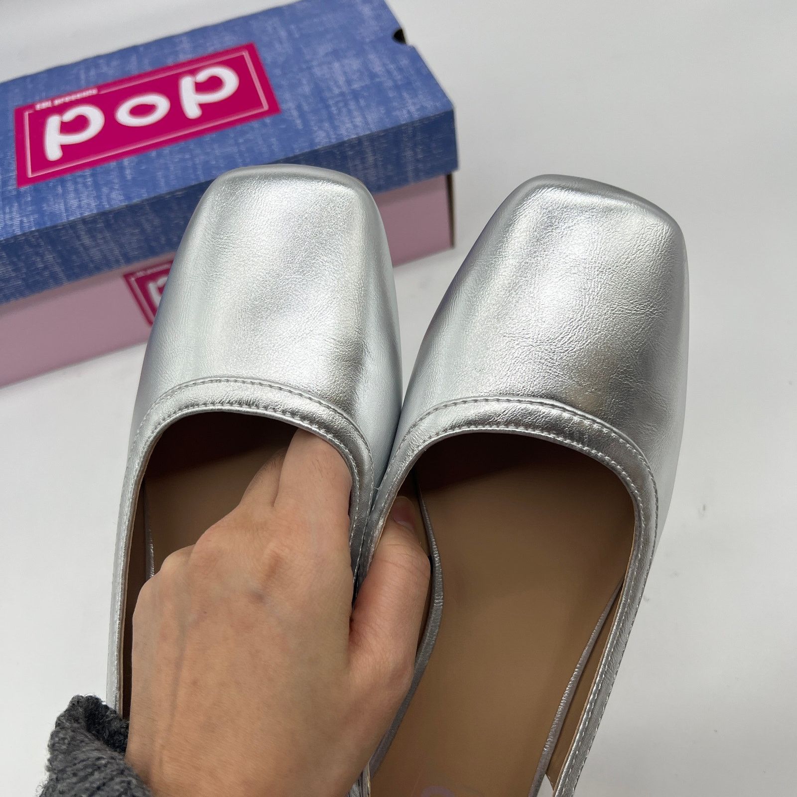 Other Pop Tameo Women's Casual Shoes Closed Toe Silver Size 10M Size US 10 / IT 40 - 8 Thumbnail