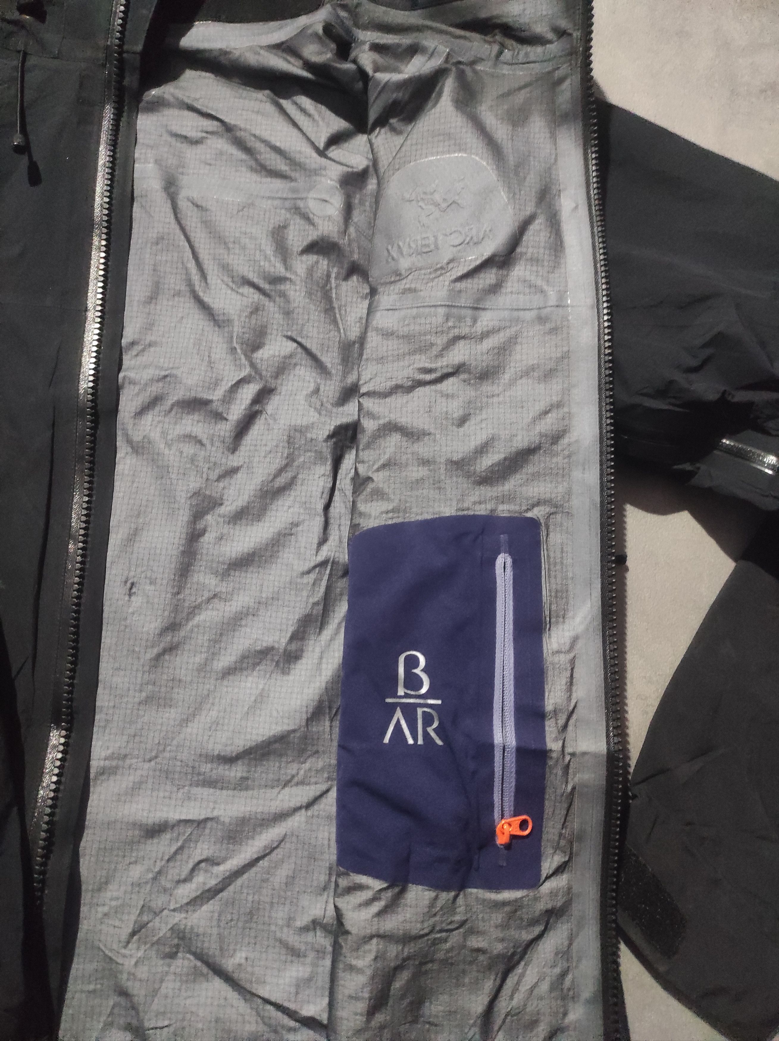Arc'teryx arcteryx beta ar jacket women's 05/17 gore-tex pro Size L / US 10 / IT 46 - 6 Thumbnail