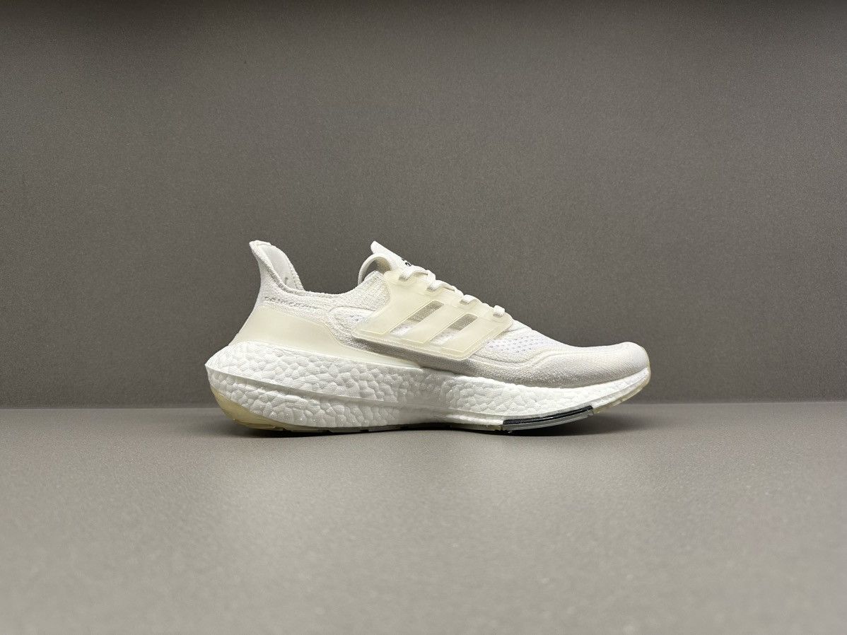 Adidas Adidas Ultra Boost 21 Primeblue Parley Non-Dyed Size US 8.5 / EU 41-42 - 7 Thumbnail