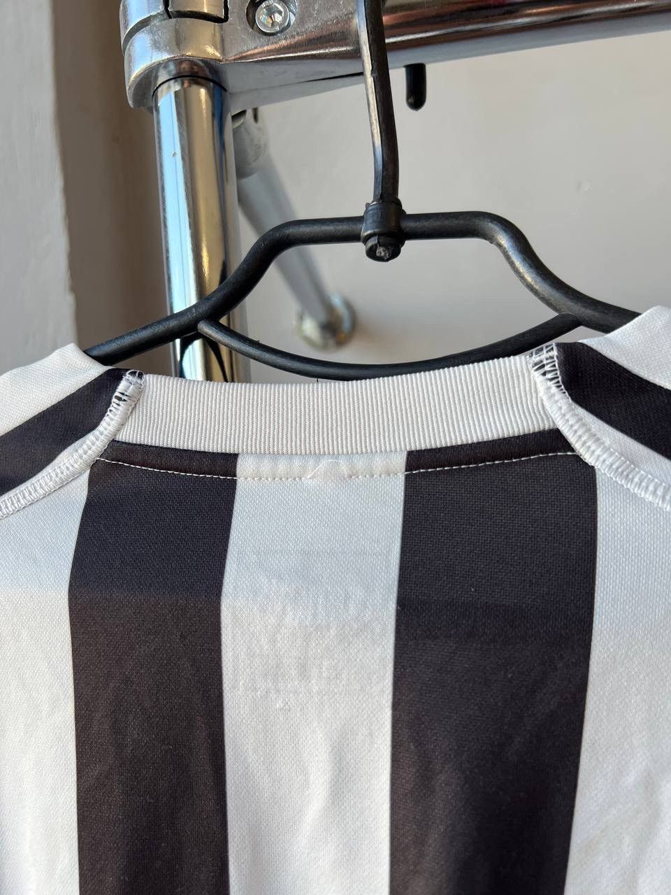 Puma 2018/19 NEWCASTLE UNITED #11 PUMA HOME SOCEER FOOTBALL SHIRT Size US L / EU 52-54 / 3 - 21 Thumbnail