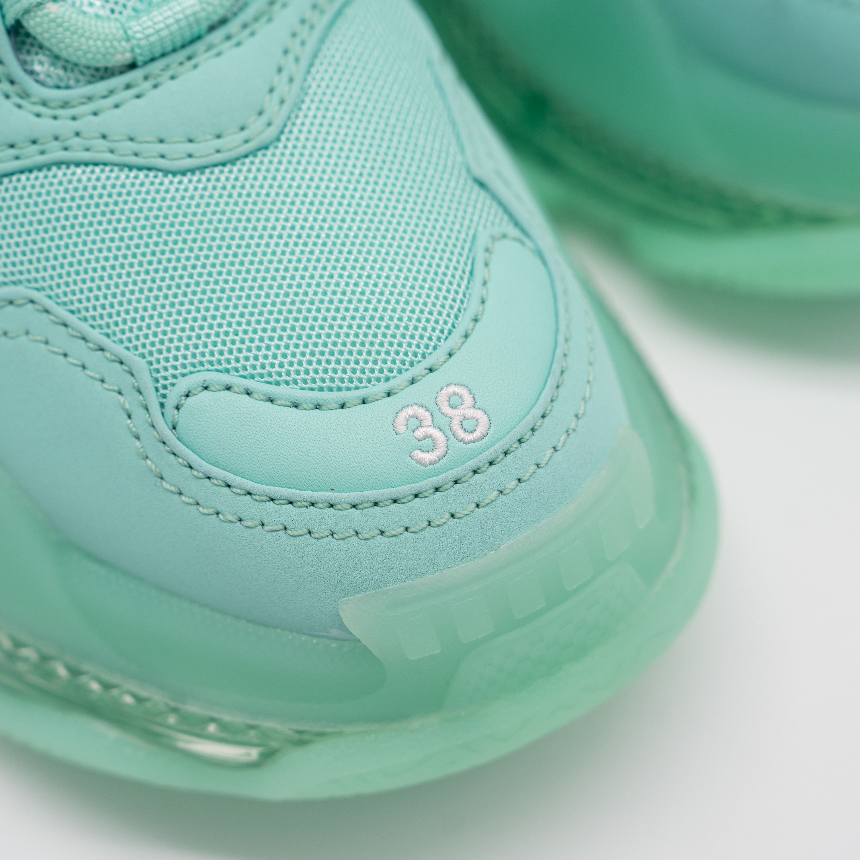Balenciaga 38 EU / 8 US Balenciaga Triple S Sneakers Mint Green Size US 8 / IT 38 - 7 Thumbnail