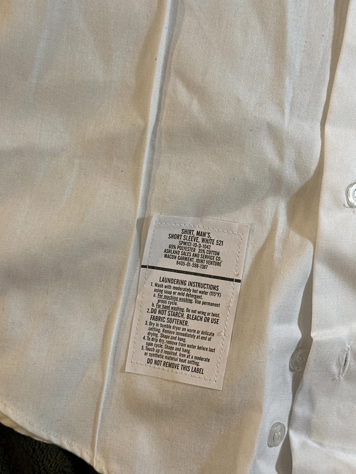 Other Defense Logistics Agency Men's White 14 1/2 C Uniform Shirt Size US S / EU 44-46 / 1 - 3 Thumbnail