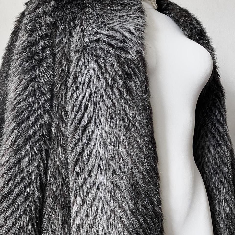 Vintage Iconic maxi vintage faux fur coat Size S / US 4 / IT 40 - 3 Thumbnail