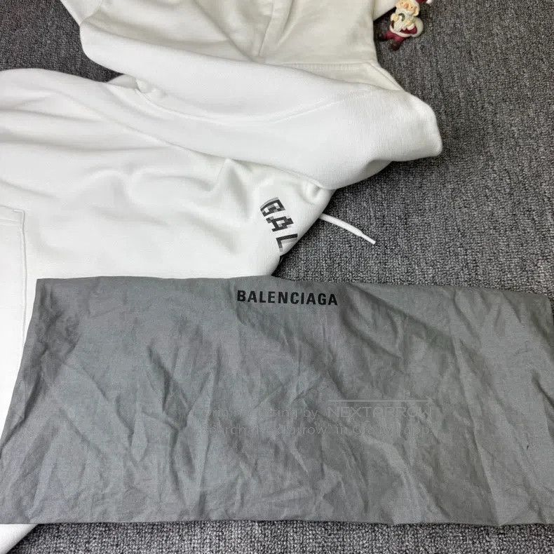 Balenciaga Balenciaga Mosaic Letter Printed Drawstring Long Sleeve Ho Size US S / EU 44-46 / 1 - 6 Thumbnail
