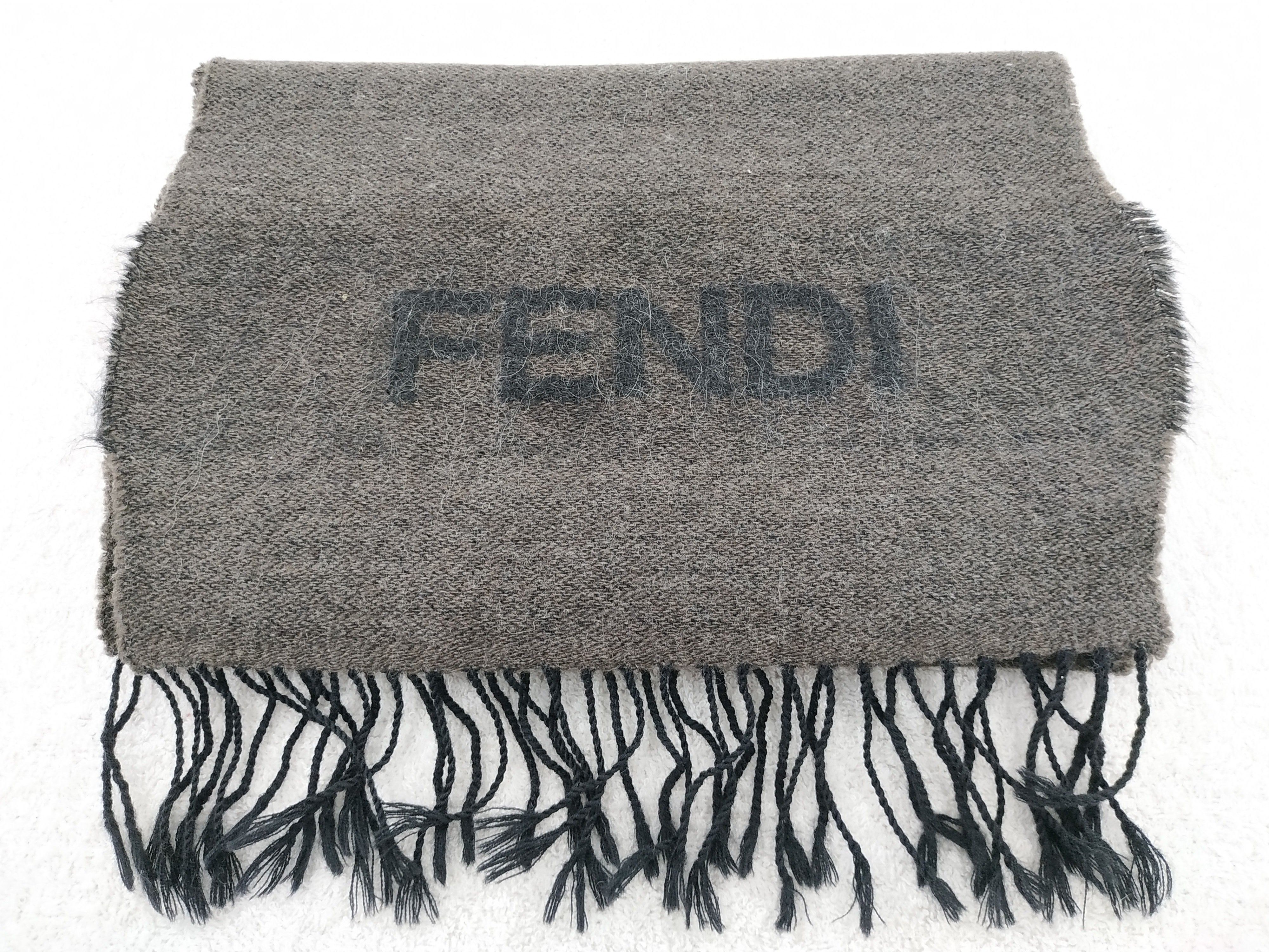 Vintage Fendi Scarf / Muffler / Neckwear - WW159 Size ONE SIZE - 3 Thumbnail