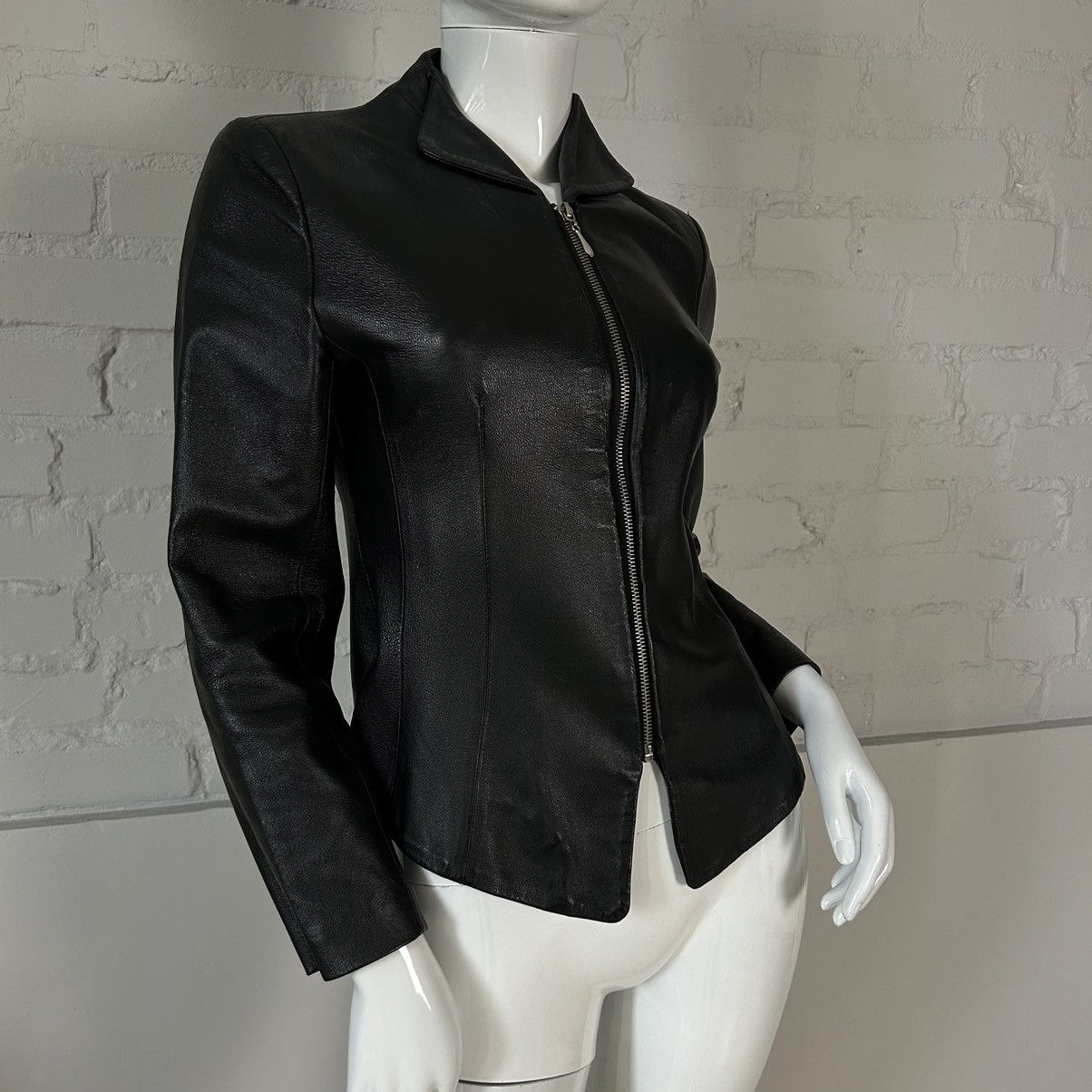 Vintage Vintage elegant leather fitted jacket Size S / US 4 / IT 40 - 4 Thumbnail