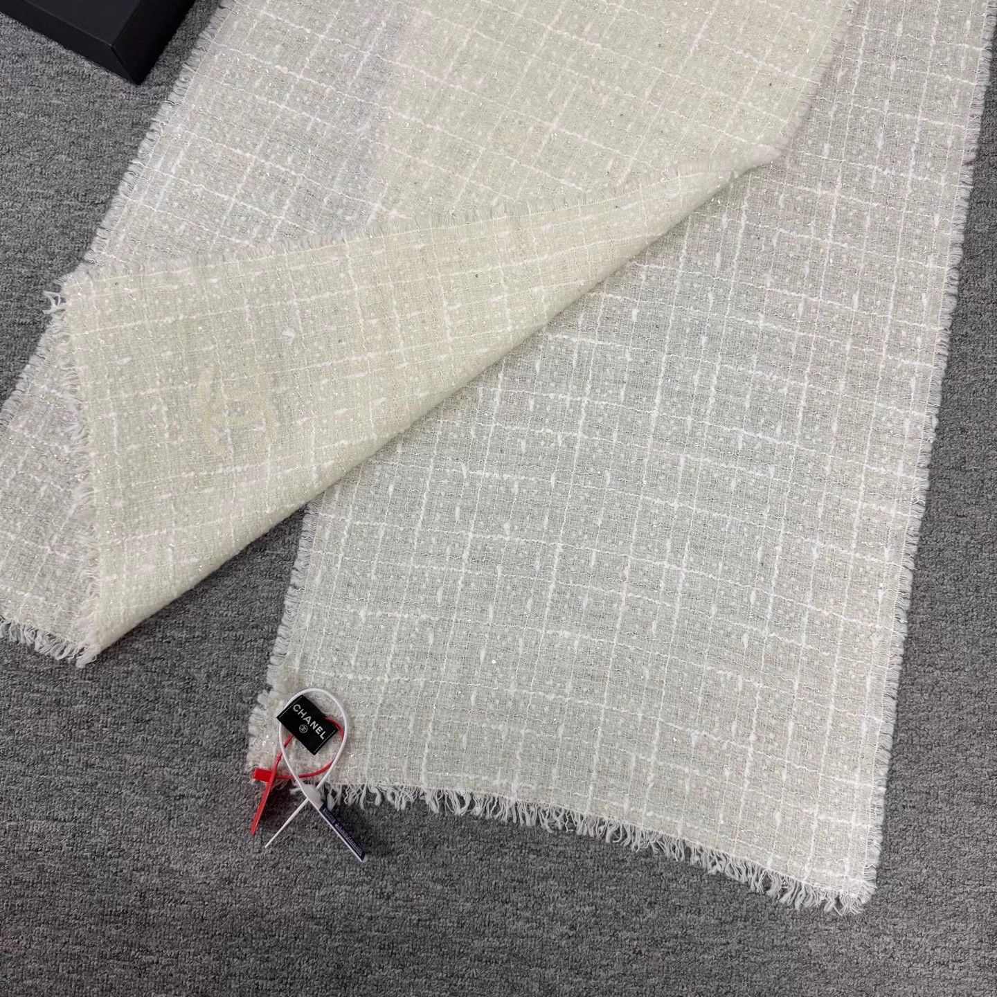 Chanel Chanel Ivory Double C Beaded Knit Tassel Trim Scarf 99 New Size ONE SIZE - 4 Thumbnail