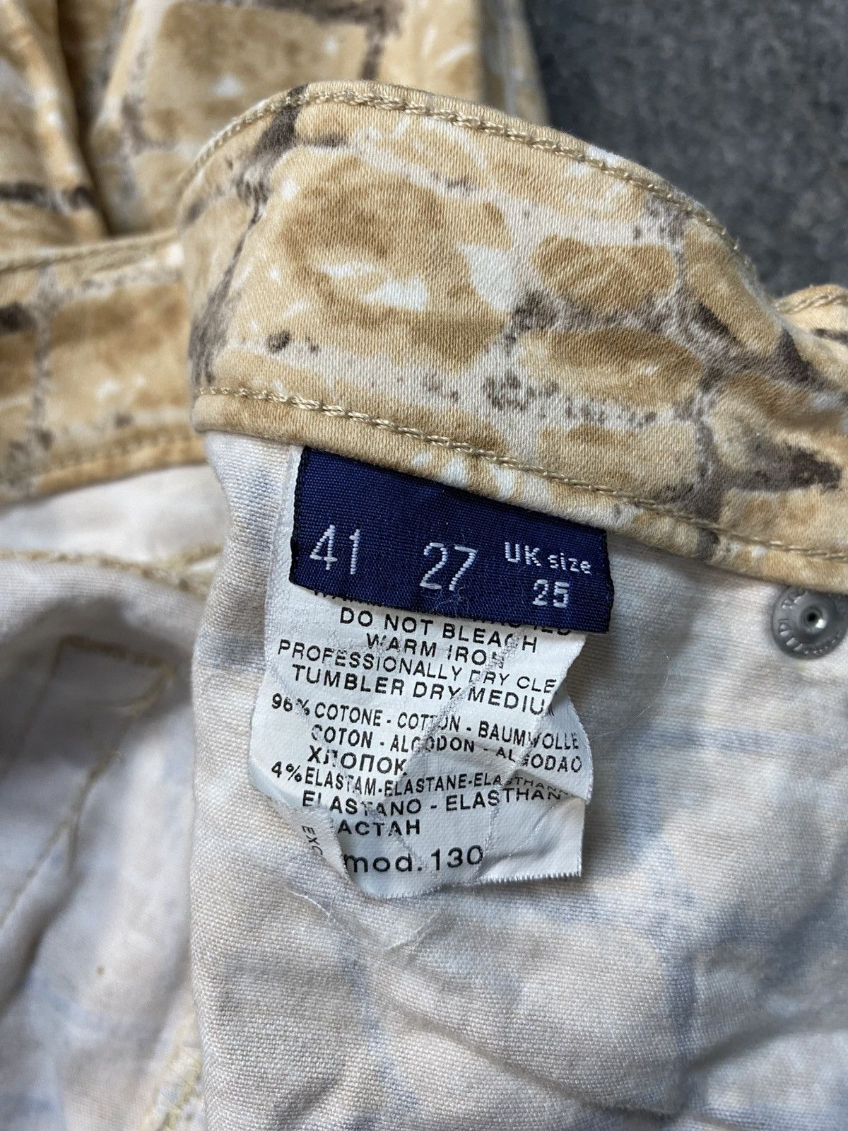 Trussardi Trussardi Jeans Sand Erosion Crocodile Effect Straight Cut Size US 34 / EU 50 - 13 Thumbnail